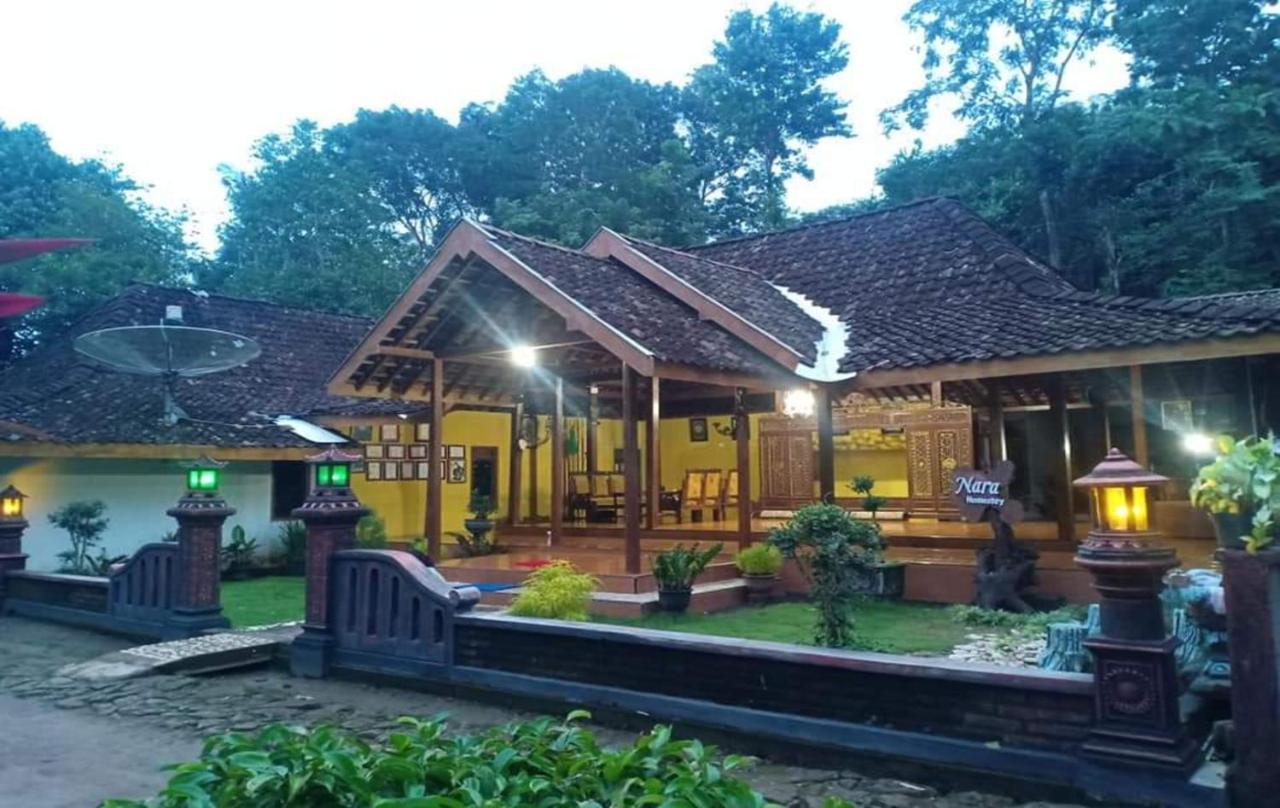 Nara Homestay Syariah Mangunan Экстерьер фото
